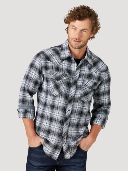 Wrangler Noir Day Indigo Plaid Retro Premium Long Sleeve Men's Western Snap Shirt 112318872