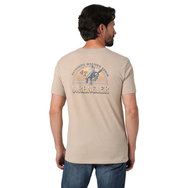 Wrangler Trench Coat Heather Back Graphic Men's T-Shirt 112336191