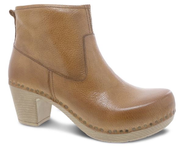Dansko Sarah Tan Milled Nubuck Women's Short Boots 1832-371500
