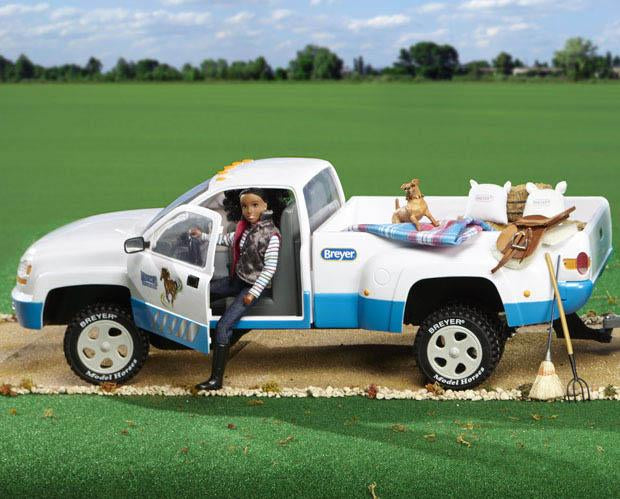 Breyer Traditional Series Dually Truck Toy 2616