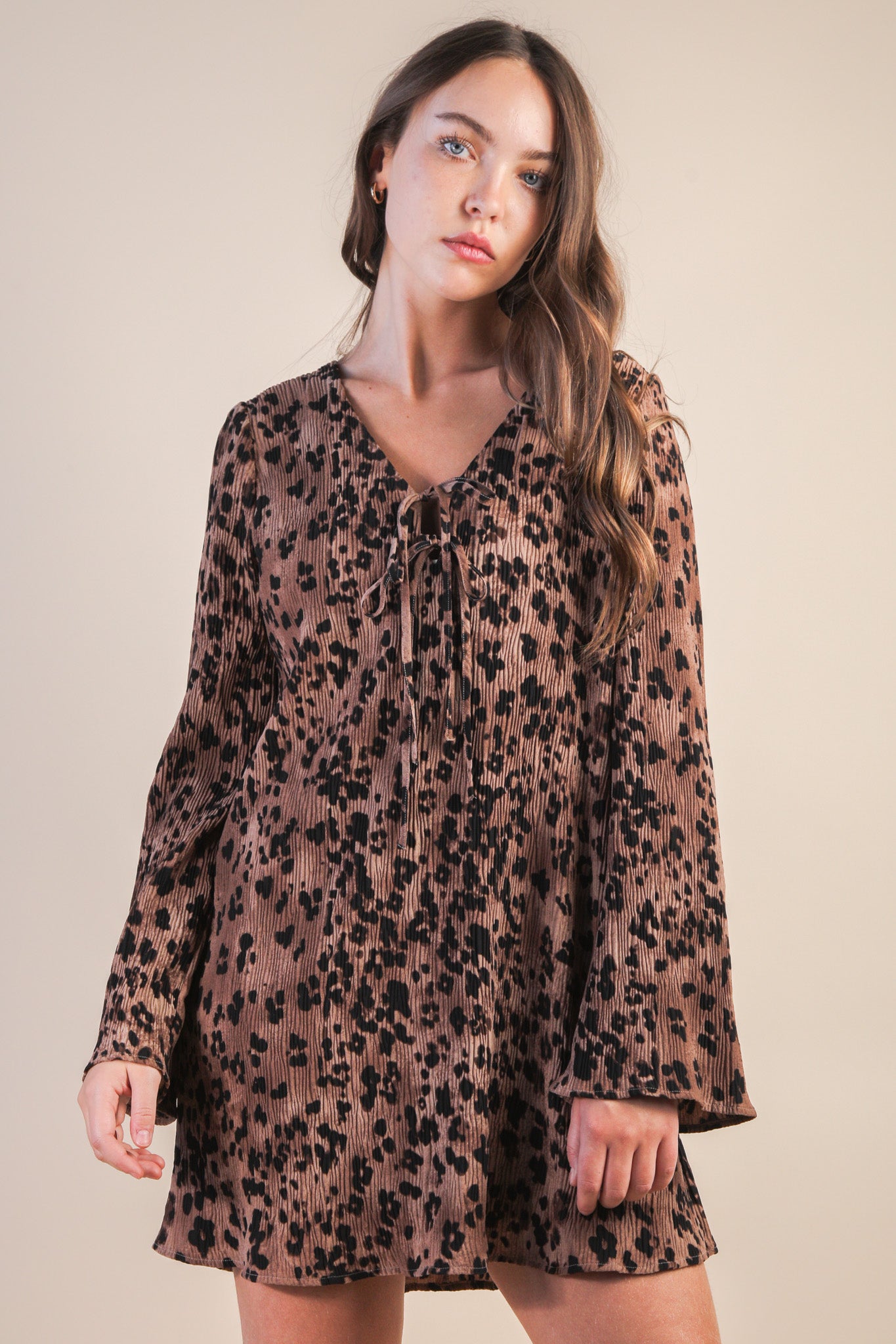 Very J Mocha Leopard Pleated Mini Dress ND31903