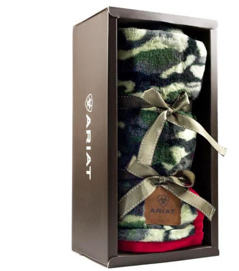 Ariat Camo Snuggle Blanket 3874-300