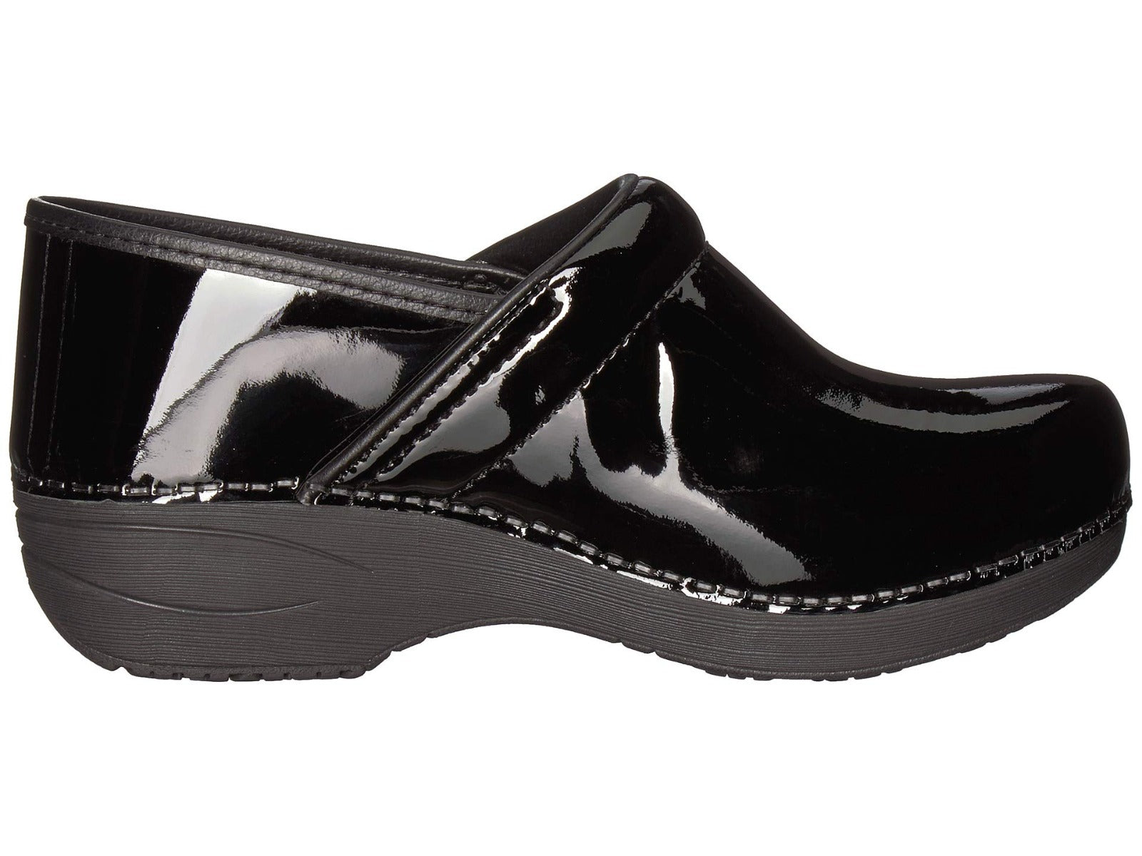 Dansko Black Patent XP 2.0 Womens Closed Back Comfort Clogs 3950-180202