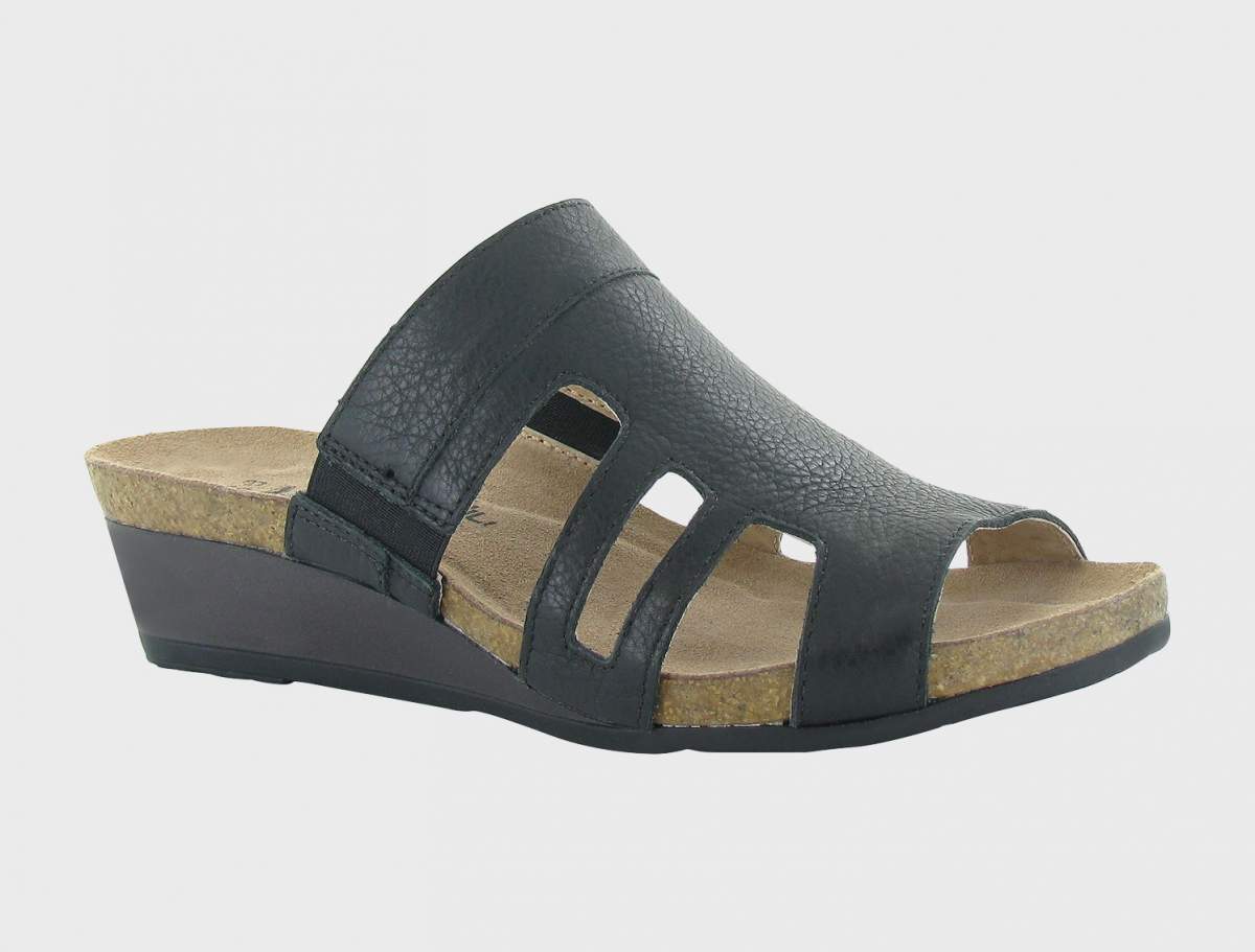 Naot Soft Black Leather Carriage Womens Slip On Sandals 5028-BA6