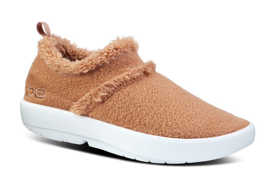 Oofos Chestnut Sherpa OOCOOZIE Low Shoe Womens Casual Shoes 5074-CHESTNUT