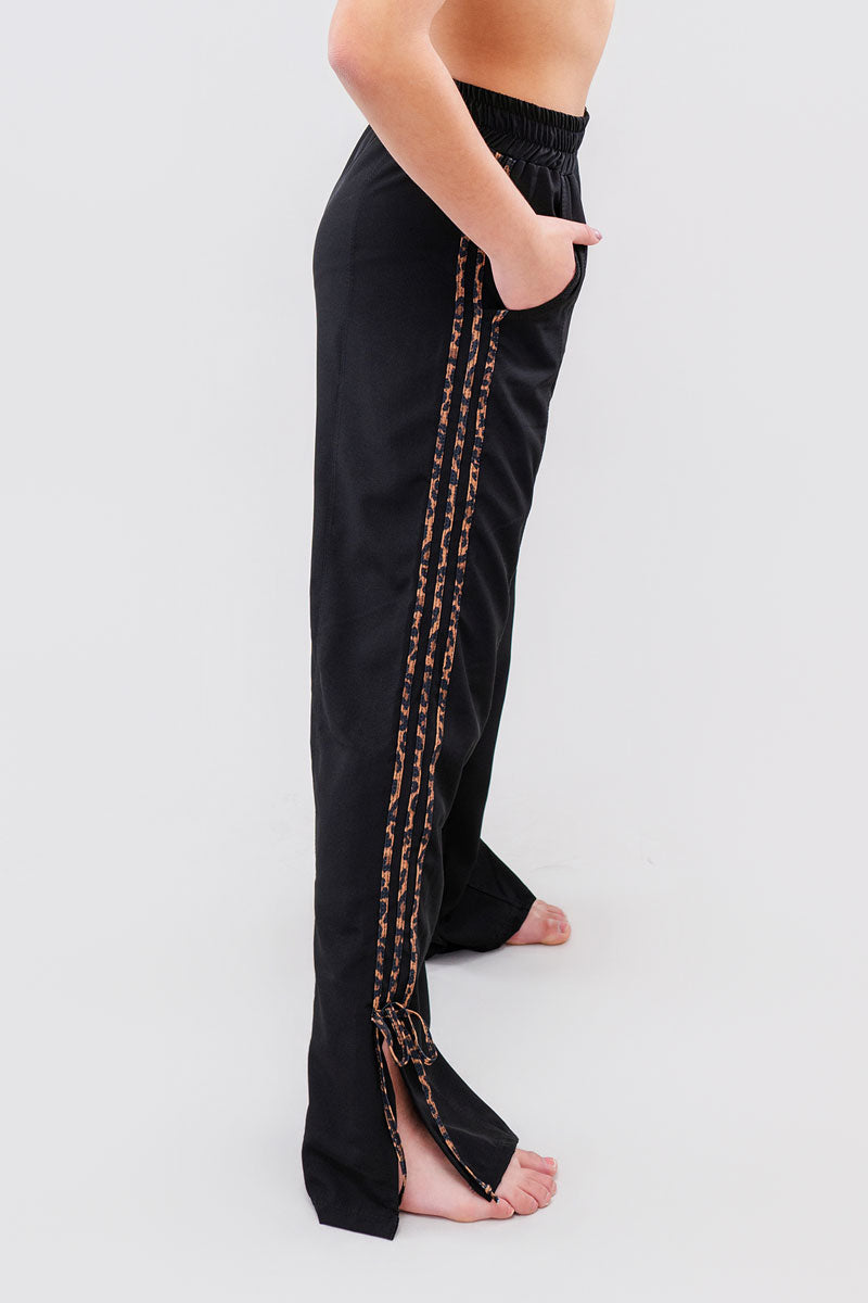 Daroch Dance Bow Crush Pants