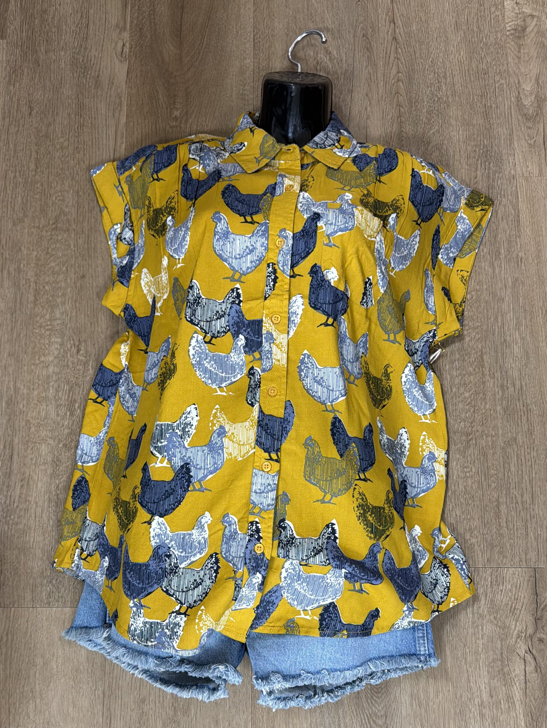 Cotton & Rye Short Sleeve Hen Of Woods Women's Shirt CRWW027