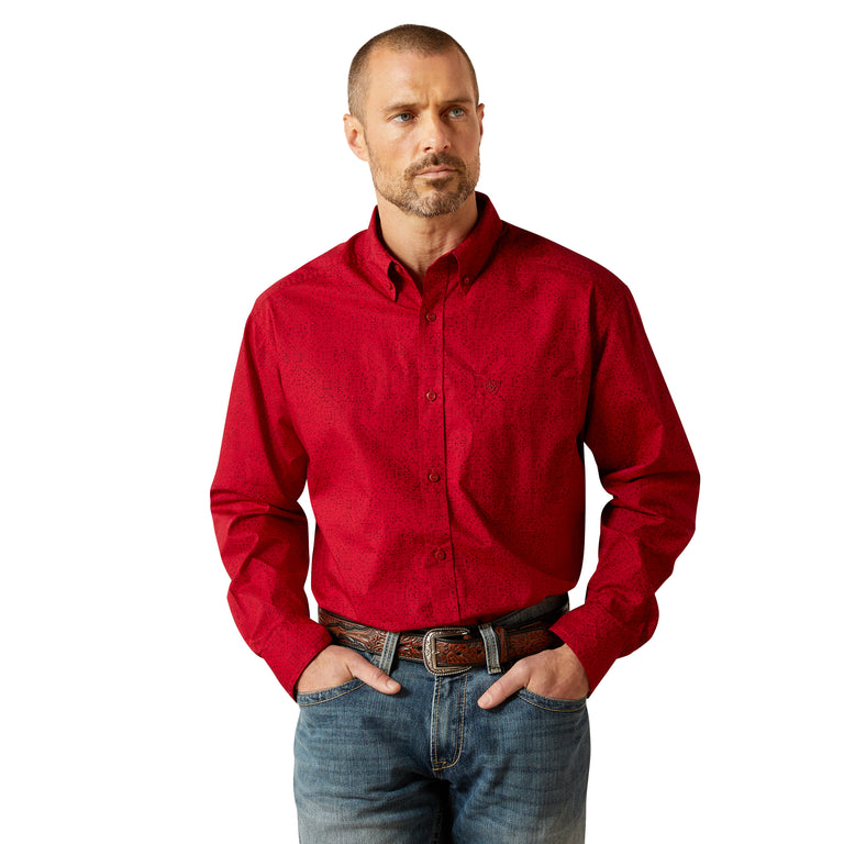 ariat dress shirts Men's Solid Slub Classic Fit Light Blue Shirt Model is 61 wearing a size medium Ariat Mens Tyson Classic Fit