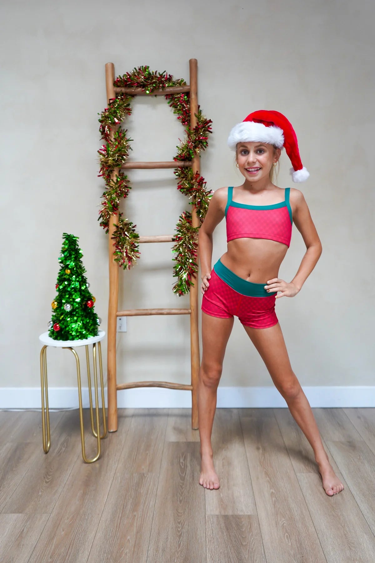 XODANCE Merry Plaid Short 26036-MERRY