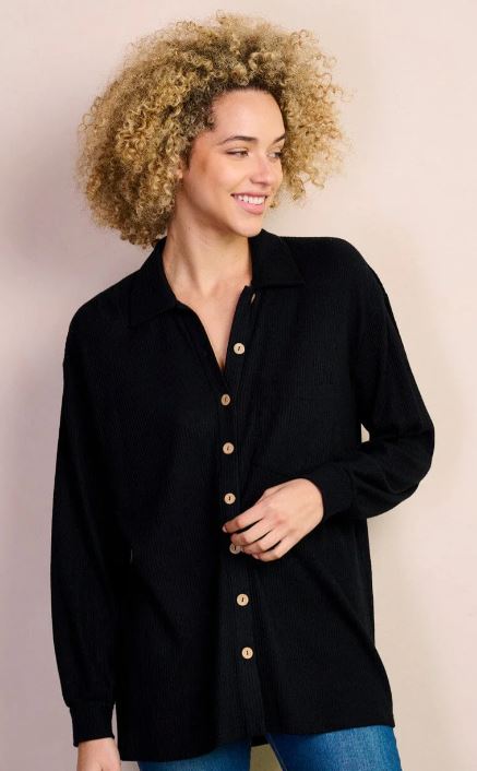 Wholesale Fashion  Trends Black Women's Long Sleeve Button Up Front Pockets Ribbed Blouse Top B-23-B-PST7741