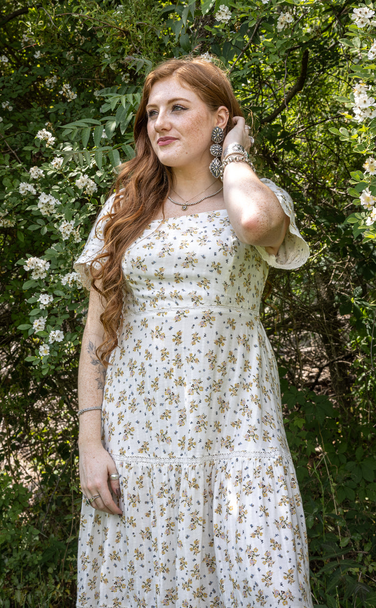 Cotton and Rye Floral Women's Square Neck Tiered Short Sleeve Dress CR Cotton and Rye Floral Women's Square Neck Tiered Short Sleeve Dress CR