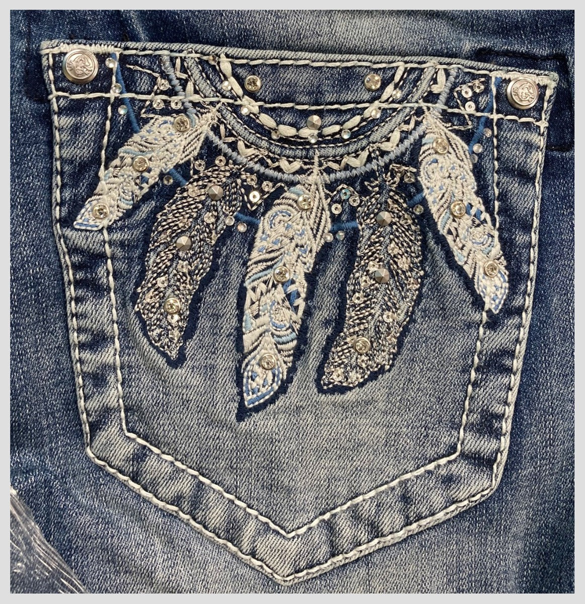 Grace in LA Medium Wash Women's Feather Embroidery Mid Rise Bootcut Jeans EB-51882